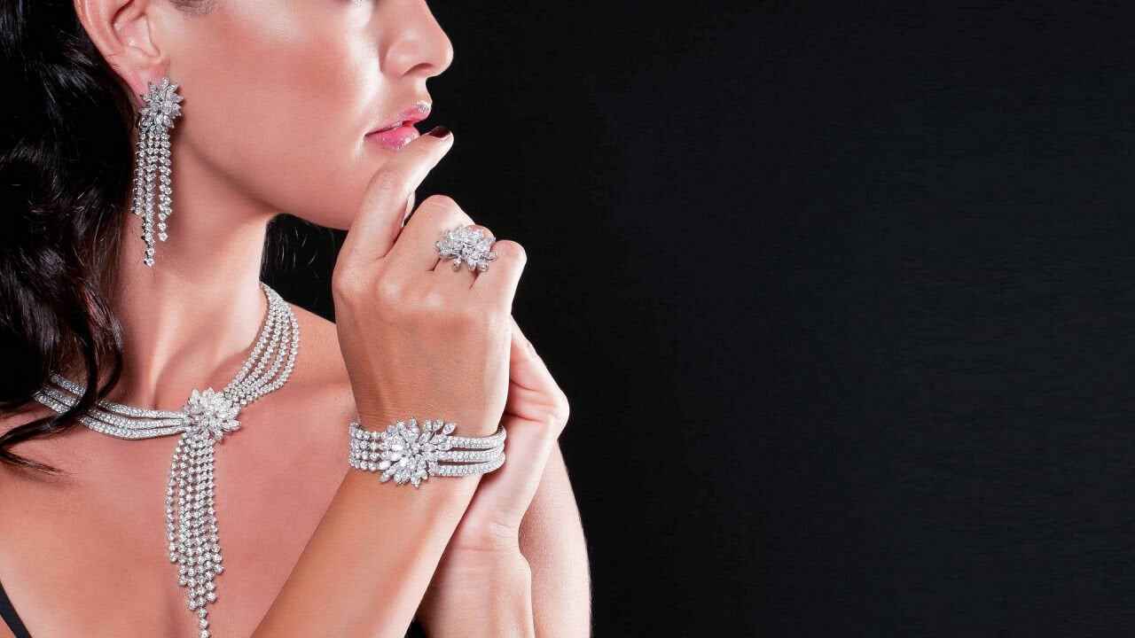 El Yapımı Takıların Değeri ve Özel Olmasının Sebepleri