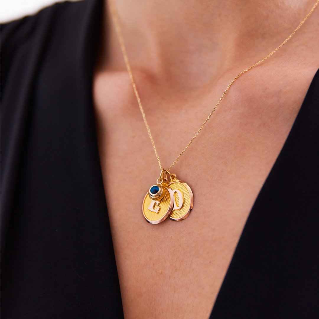 Harfli Kolye: Sevdiklerinize Anlamlı Hediyeler