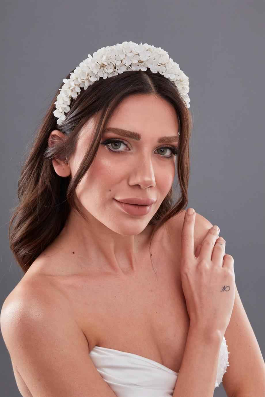 Gelin Tacı Seçimi Nasıl Olmalıdır?