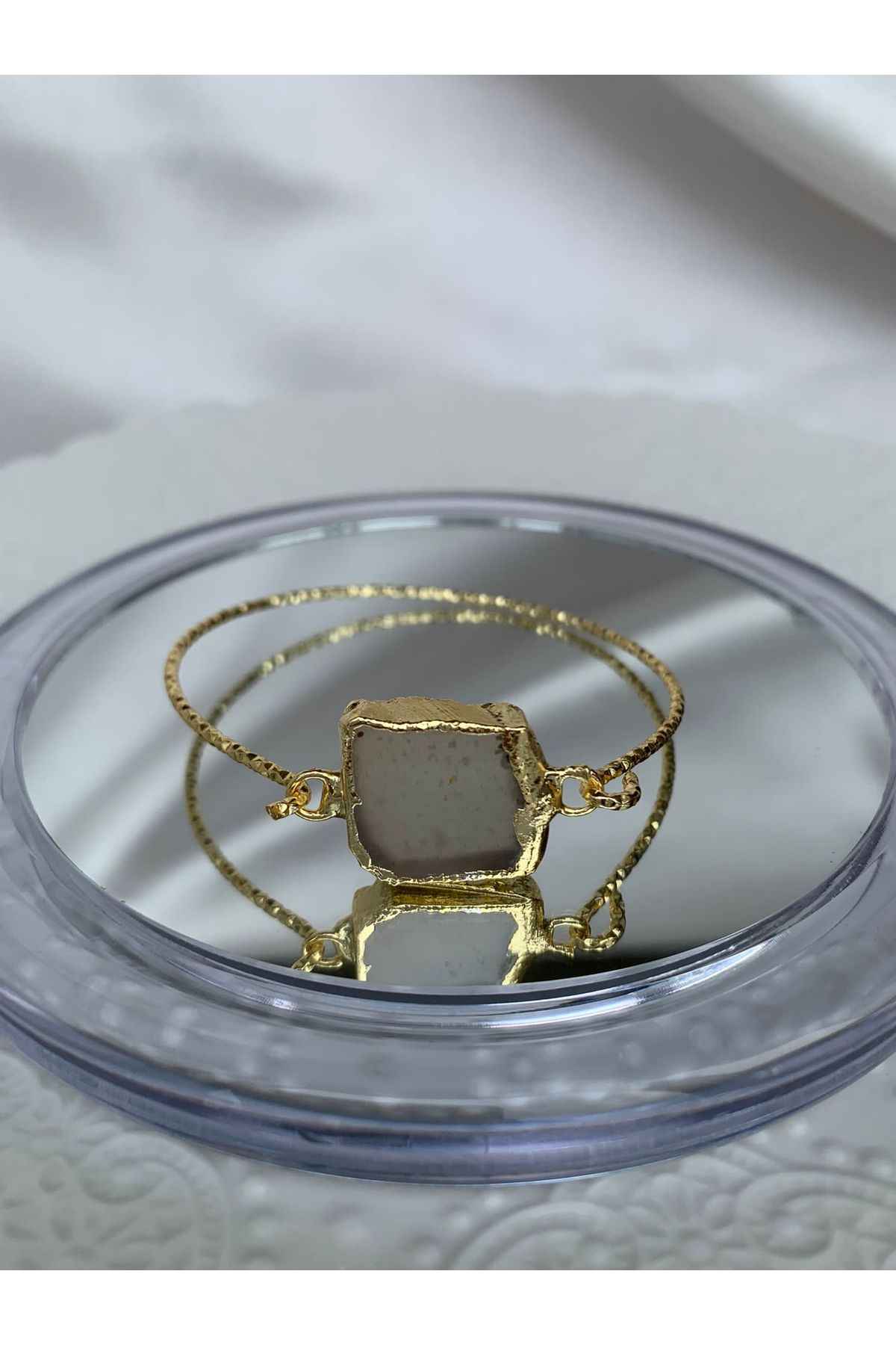 stres taşı bileklik