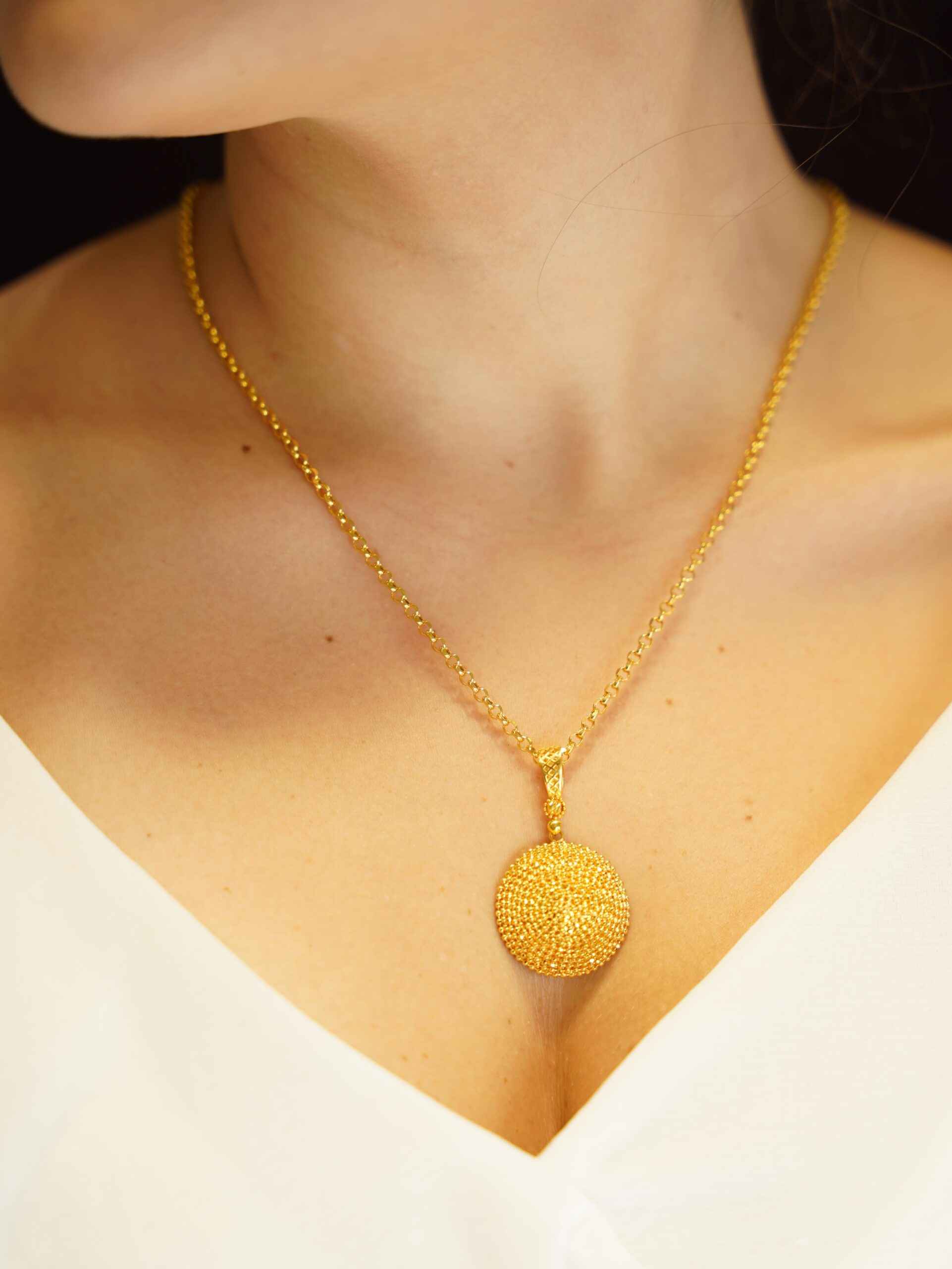 Altın Kolye Seçerken Nelere Dikkat Edilmeli? Uzmanından Öneriler Altın Kolye Seçerken Nelere Dikkat Edilmeli? Uzmanından Öneriler